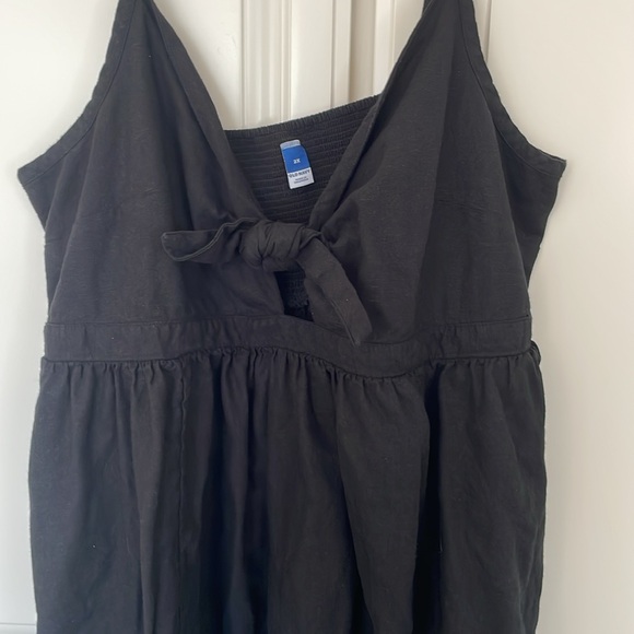 Woman’s dress - Picture 3 of 7